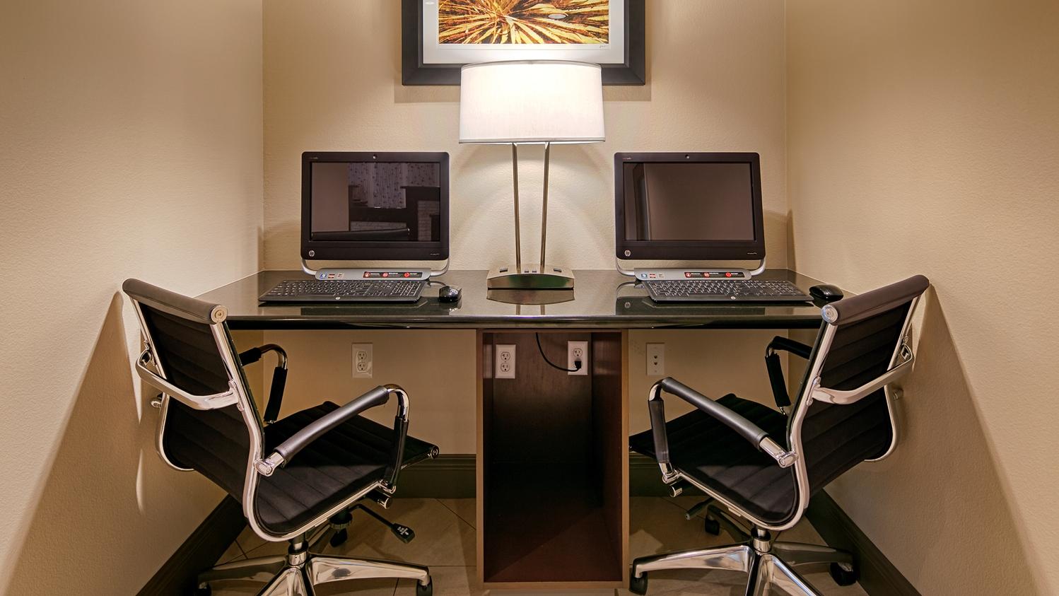 Best Western Fallon Inn & Suites Exteriör bild